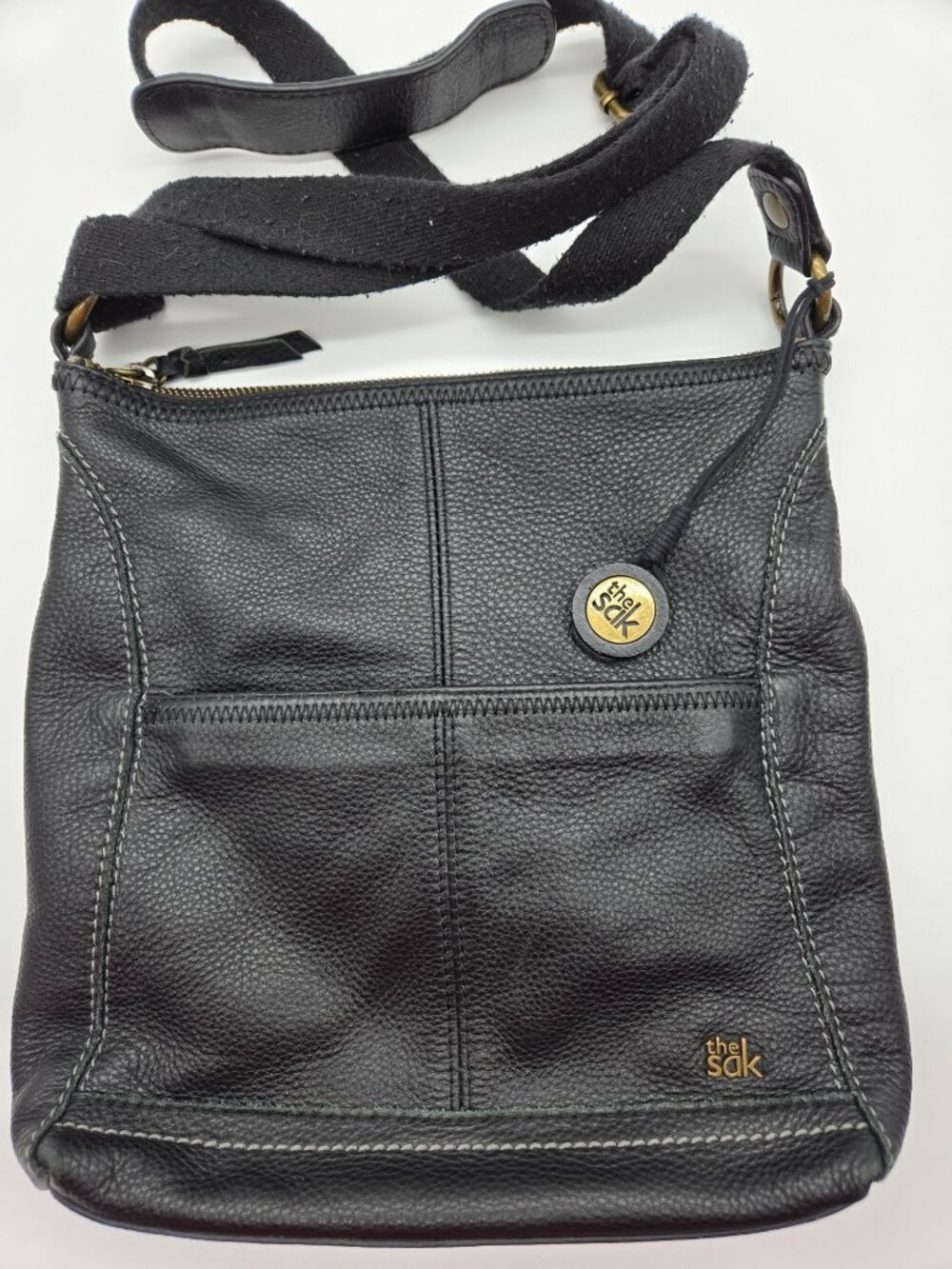 The Sak Black Leather Crossbody Bag With Adjustable Strap & Zippered Closure